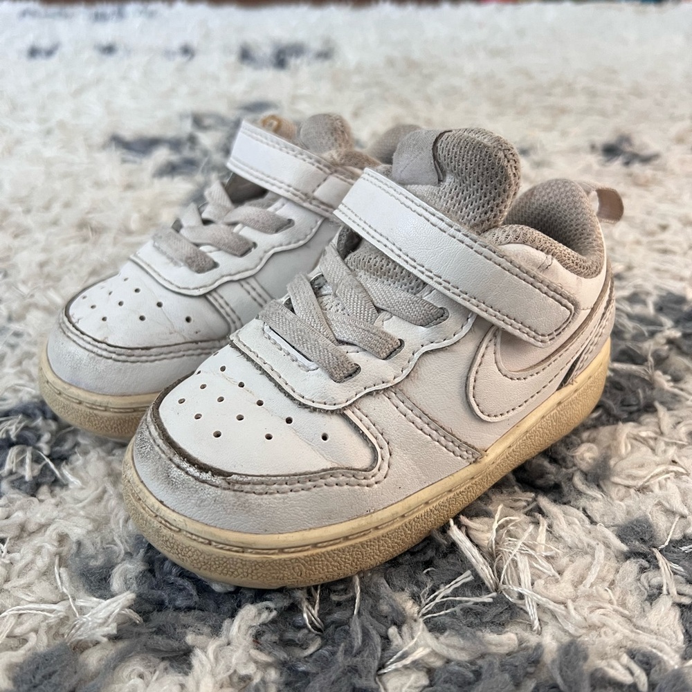 Nike Court Borough low Recraft- size 6